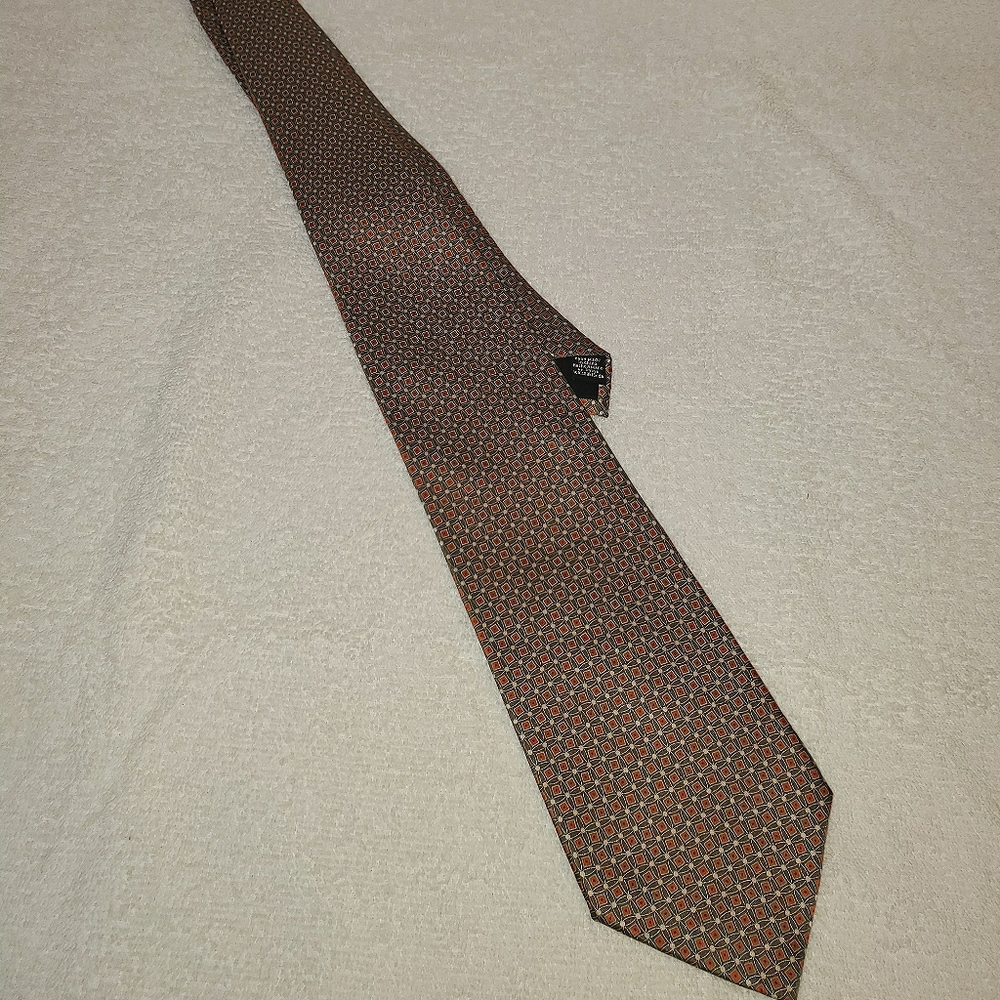 Geoffrey Beene tie